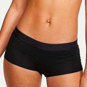 VICTORIA'S SECRET
Logo Waist Boyshort Panty